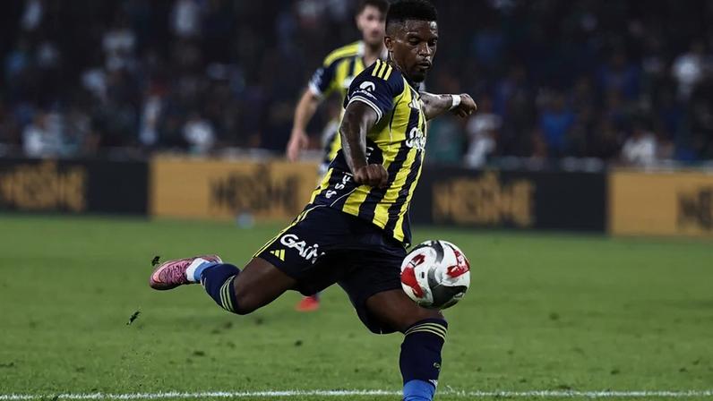 Nélson Semedo eliminado nos descontos do prolongamento na Taça da Turquia