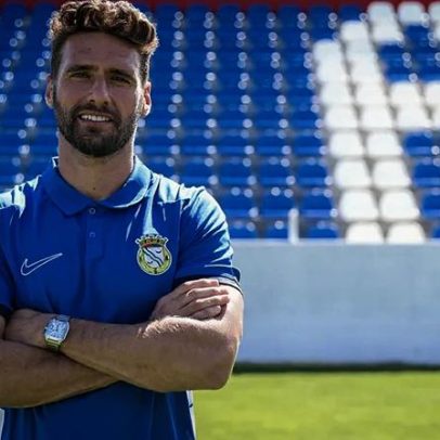 Sergi Gómez brilha nos relvados ao tirar curso de psicologia