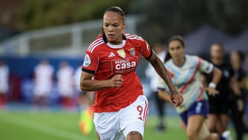 Nycole Raysla acredita que o título do Benfica chegará mais cedo ou mais tarde