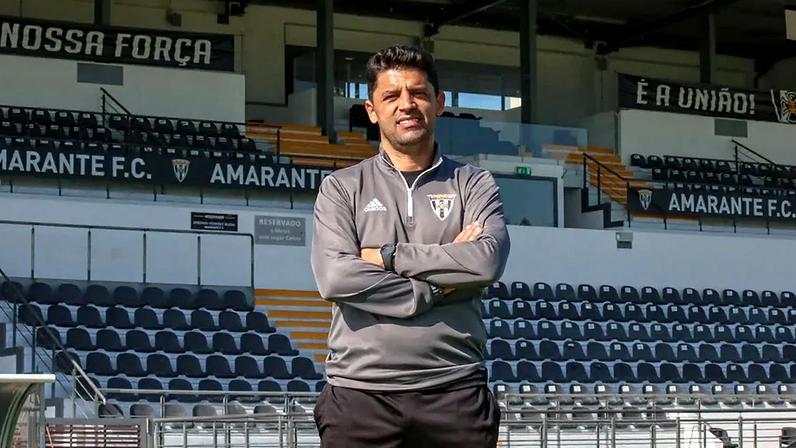Alex Costa é o treinador do Amarante
