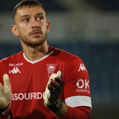 Iceman que sonhava ser bailarino brilha na estreia na Liga Betclic