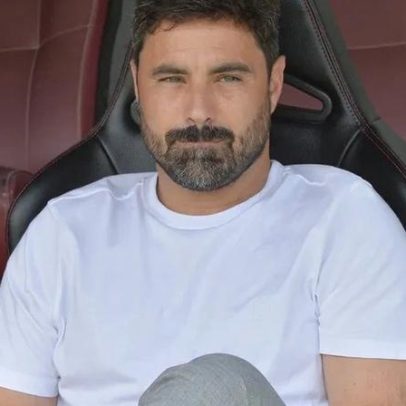 Swansea de Vítor Matos volta a empatar