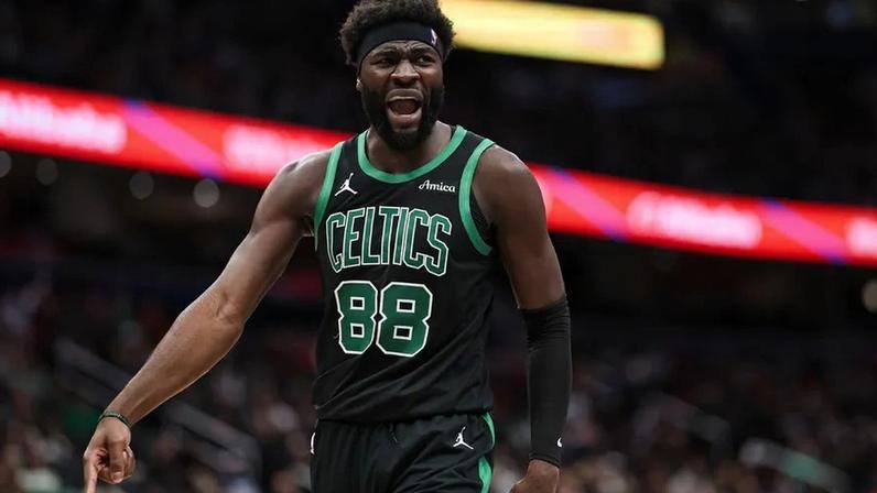 Neemias Queta em destaque nos Boston Celtic