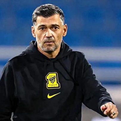 Sérgio Conceição volta a triunfar com equipa reduzida a dez