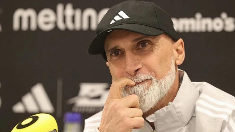 Álvaro Pacheco afirma que Casa Pia volta a surpreender e Benfica pode perder