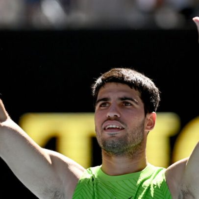 Carlos Alcaraz atinge 300 vitórias na carreira e ultrapassa Nadal