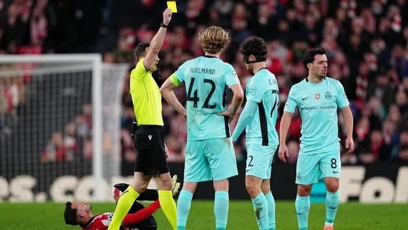 Árbitro alemão Felix Zwayer nomeado para Braga-Betis