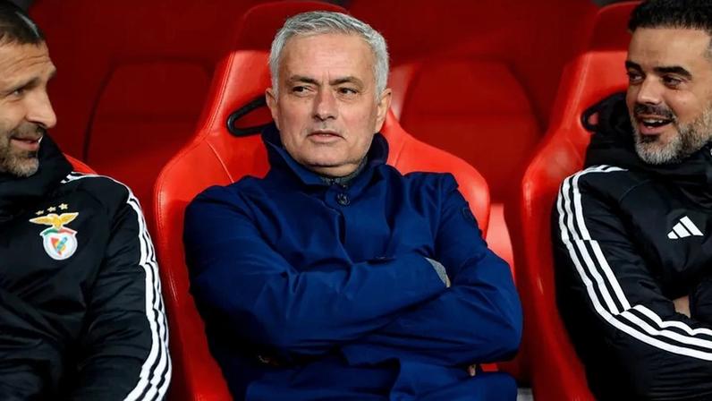 Romano aponta possível regresso de Mourinho ao Real Madrid