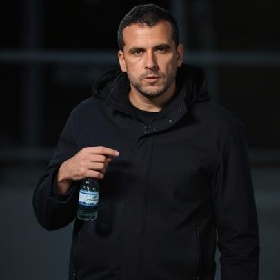 Estrela tenta sair do pior momento da temporada diante do FC Porto