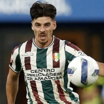 Paulo Moreira regressa aos treinos do Estrela e pode ser convocado para Arouca