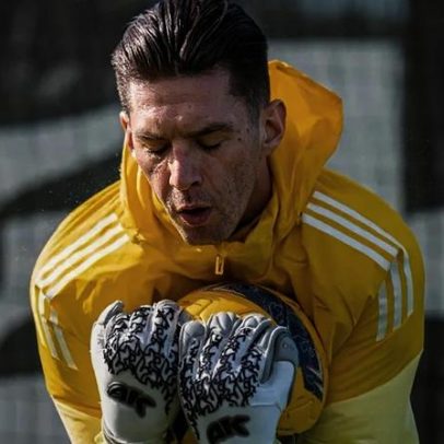 Cezary Miszta regressa com a mesma influência