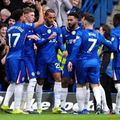 Chelsea vence Port Vale nos quartos de final da Taça