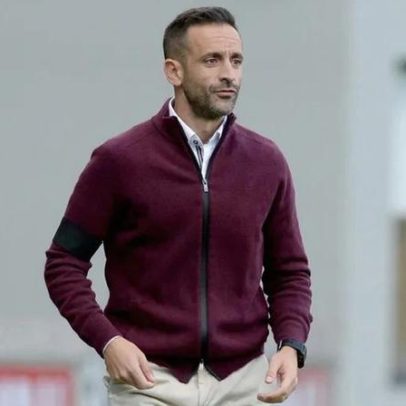 Miguel Moita quer festejar subida de divisão em Torres Vedras