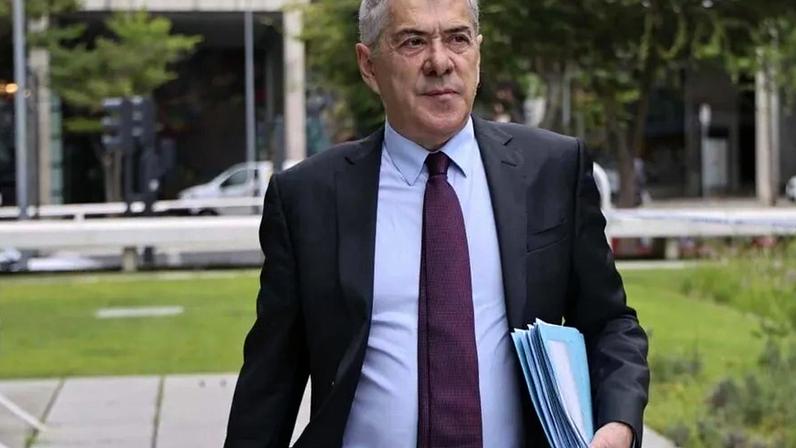 José Sócrates