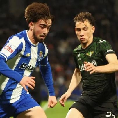 Martim Fernandes à espreita do onze frente ao Estrela da Amadora