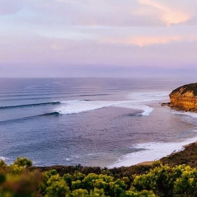 Rip Curl Pro Bells Beach interrompido por dois dias sem ondas