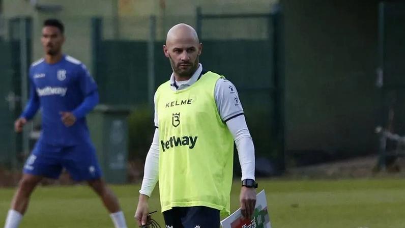 Franclim Carvalho perto de treinar o Botafogo