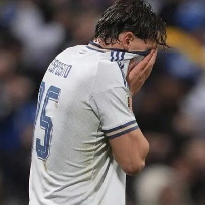 Fãs atiram ovos à sede da federação após falha no playoff do Mundial