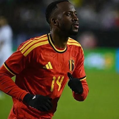 Lukebakio, extremo do Benfica, brilha pela Bélgica e evolui no FC26