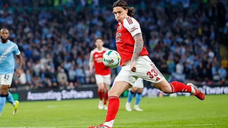 Calafiori monitorizado como possível substituto de Bastoni