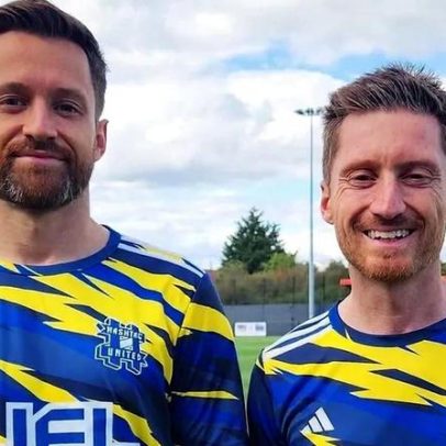 Hastag United, criada no YouTube, compra jogadores IA e tenta descer de divisão