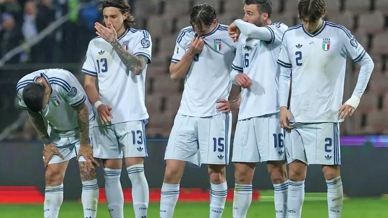 Seleção italiana desolada após eliminação na Bósnia