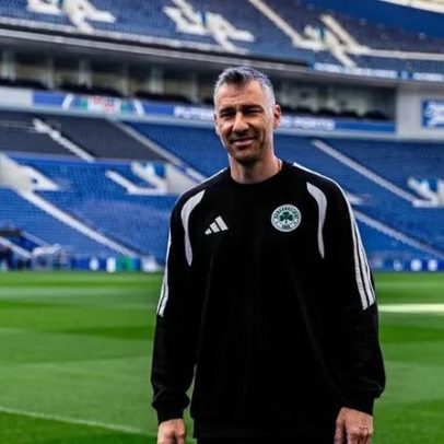 Giourkas Seitaridis regressa ao Dragão