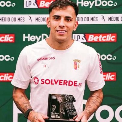 Zalazar já recebeu o prémio de melhor médio de fevereiro