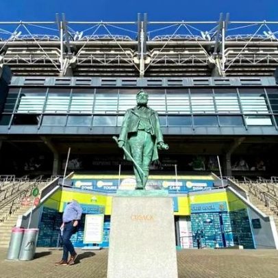 Croke Park recebe pela primeira vez jogo entre clubes de futebol