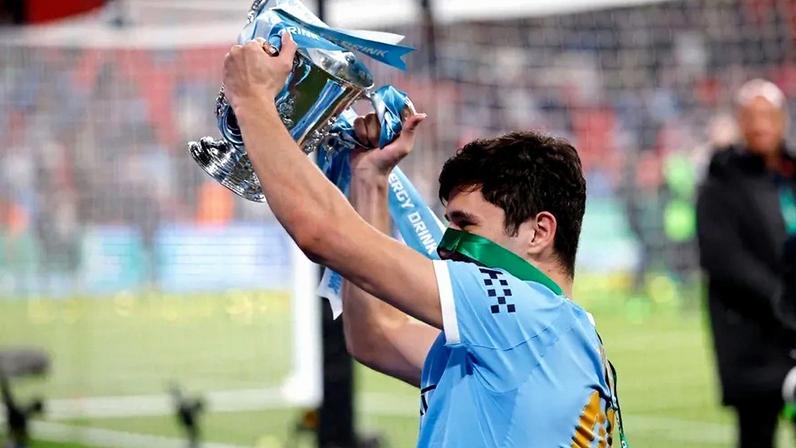 Khusanov agradece a Guardiola por ter passado muito tempo comigo