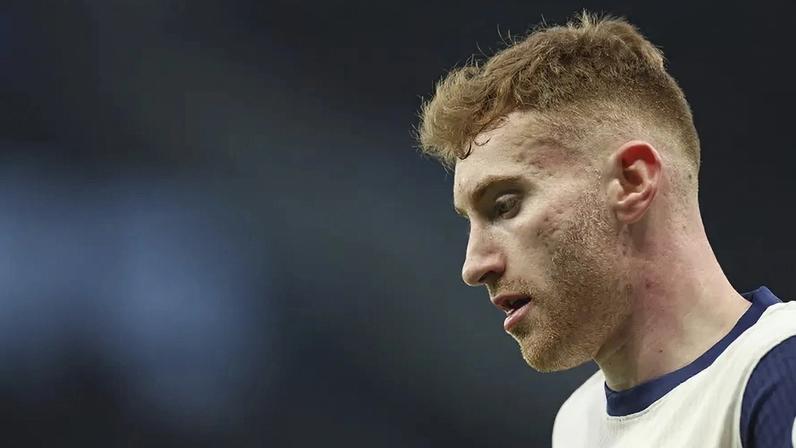 Kulusevski, fora há um ano, mira Mundial-2026 com confiança