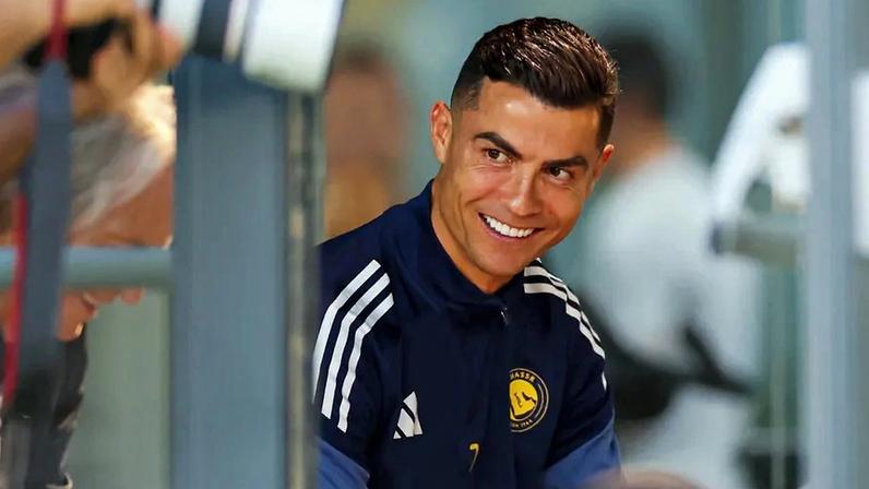 Cristiano Ronaldo pronto para regressar aos relvados