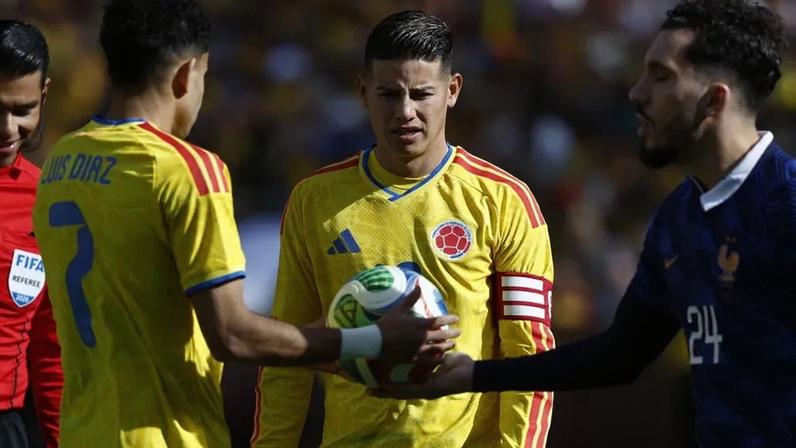 James Rodríguez internado de urgência por desidratação severa
