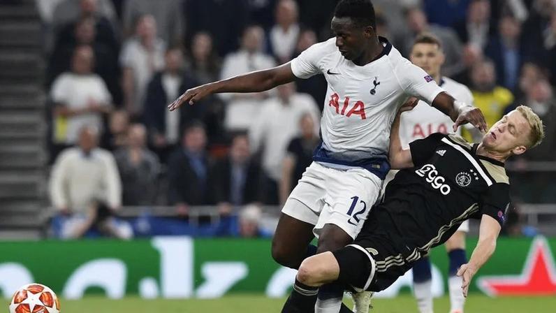 Victor Wanyama anuncia retirada do futebol