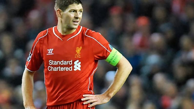 Steven Gerrard admite não ter problema em ser adjunto
