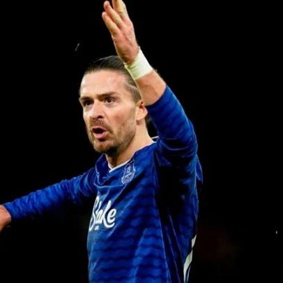 Everton quer manter Grealish, mas sem loucuras