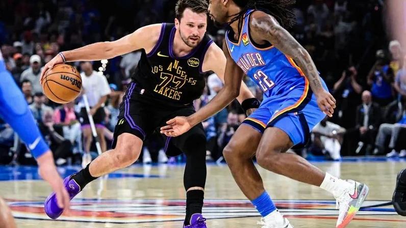 Luka Doncic lesionou-se frente a OKC