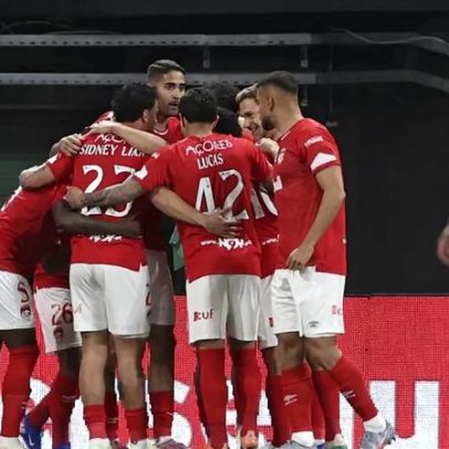 Santa Clara canaliza indignação em Alvalade na receção ao Rio Ave