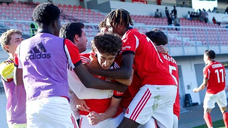 Reação enérgica permite reviravolta do Benfica frente ao FC Porto