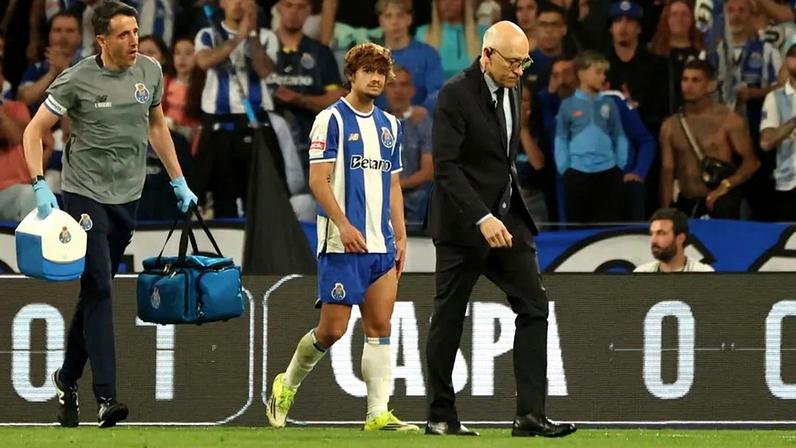 Coritiba negocia Rodrigo Mora