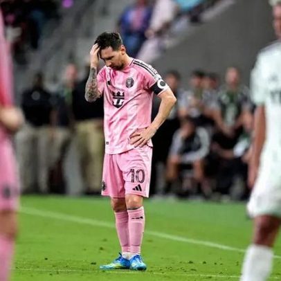 Messi marca, Inter Miami empata na inauguração do novo estádio