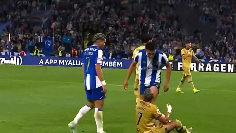 Sorriso acusa Alberto Costa de cuspir nele