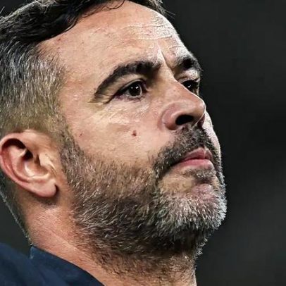 Artur Jorge permanece preocupado com a situação do Cruzeiro