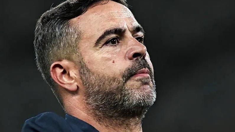 Artur Jorge permanece preocupado com a situação do Cruzeiro