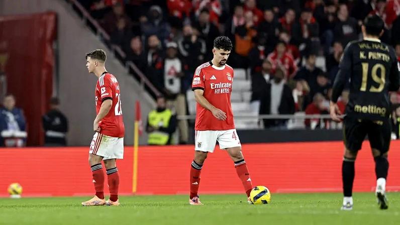 Casa Pia confronta Benfica: da conversa na garagem às ameaças