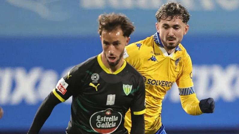 Hugo Félix amplia opções para Gonçalo Feio