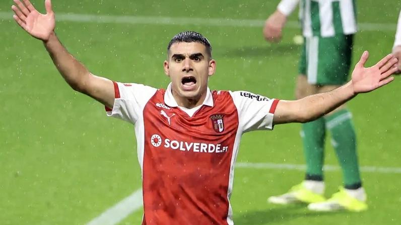 Víctor Gómez é um dos habituais titulares