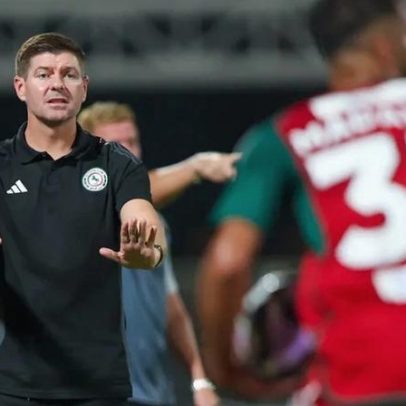 Gerrard e grandes da Arábia Saudita ficam acima da MLS, à sombra da Premier