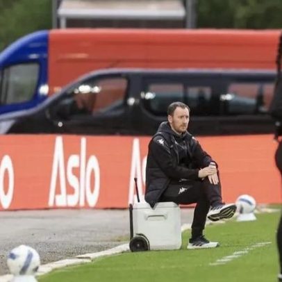 Ian Cathro diz que lance visto mais vezes se fosse contra outra equipa