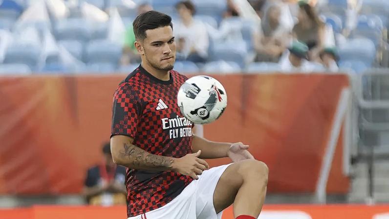 Continua a espera por Gonçalo Oliveira